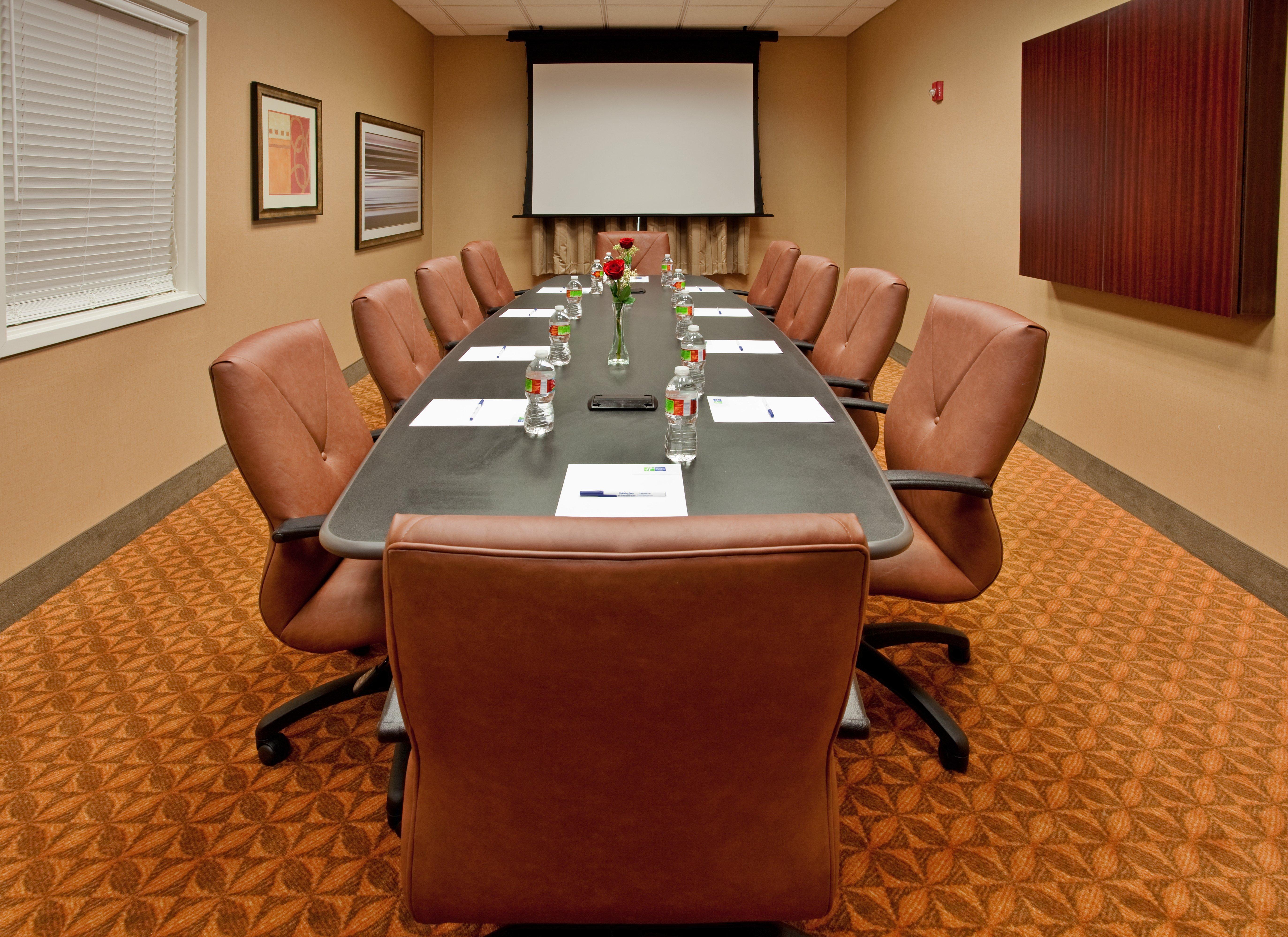 Holiday Inn Express Hotel & Suites Kansas City - Grandview By Ihg Buitenkant foto