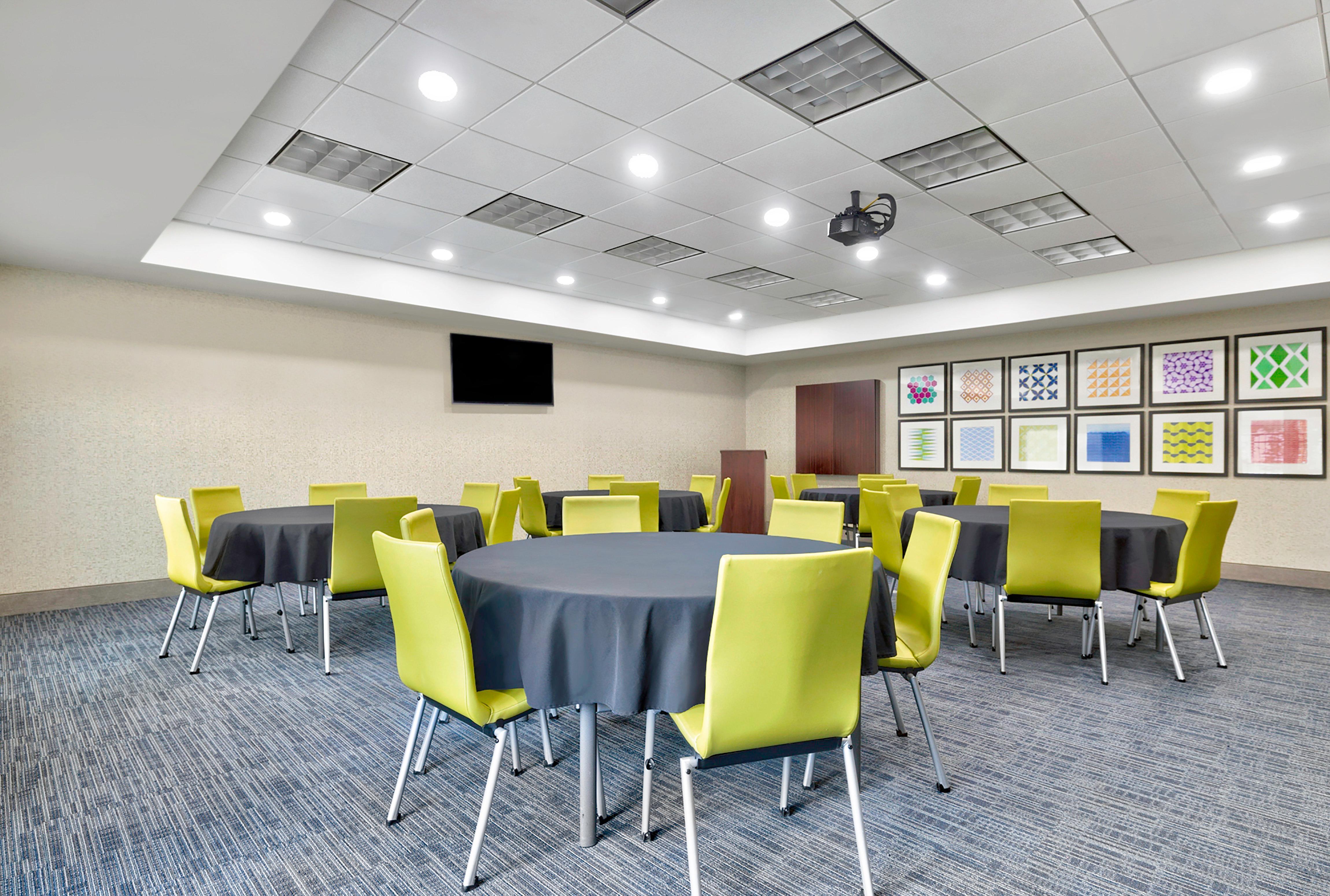 Holiday Inn Express Hotel & Suites Kansas City - Grandview By Ihg Buitenkant foto